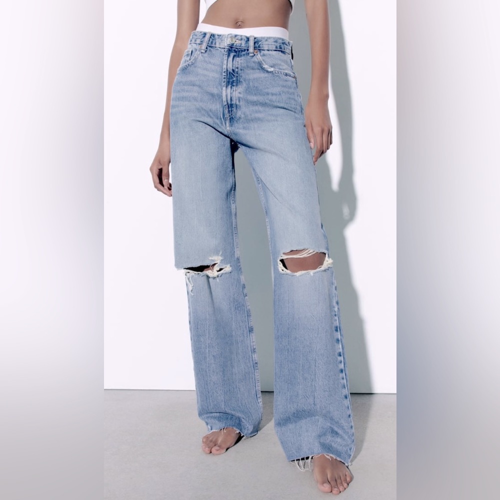 ZARA TRF HIGH RISE WIDE LEG RIPPED JEANS LIGHT BLUE size 28 (US 6) sold out